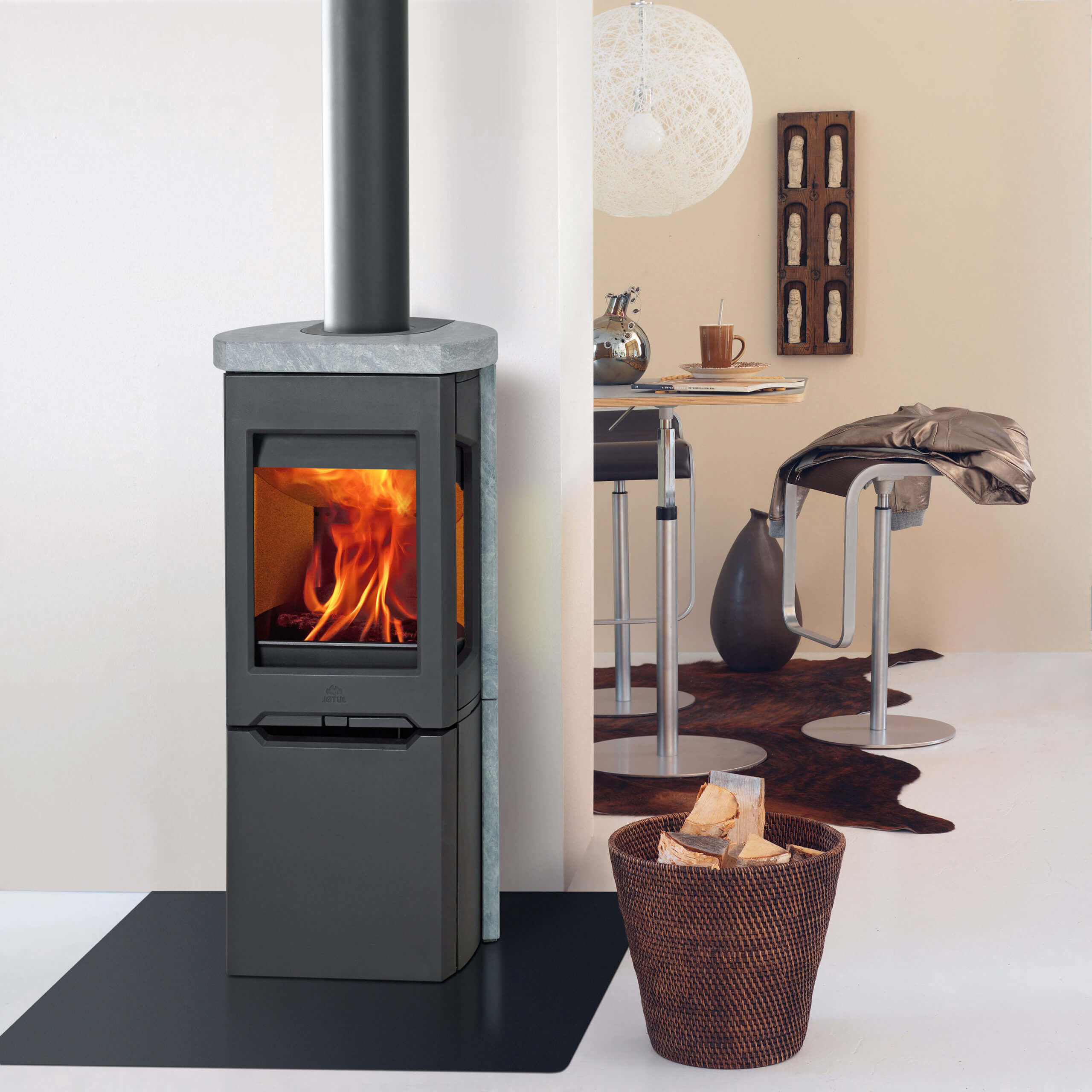 Печь-камин JOTUL F 165 S BP